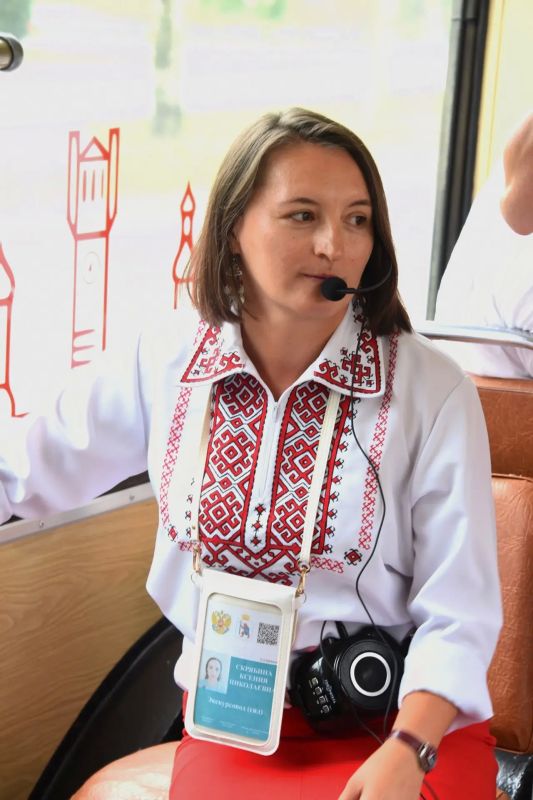 В День города в Йошкар-Оле дан старт туристическому троллейбусу — Михаил Васютин поддержал проект В День города в Йошкар-Оле дан старт туристическому троллейбусу — Михаил Васютин поддержал проект