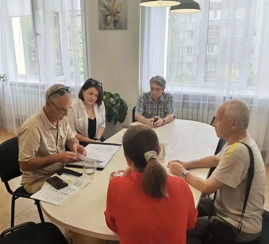 В Йошкар-Оле проводится приемка школ к новому учебному году! В Йошкар-Оле проводится приемка школ к новому учебному году!