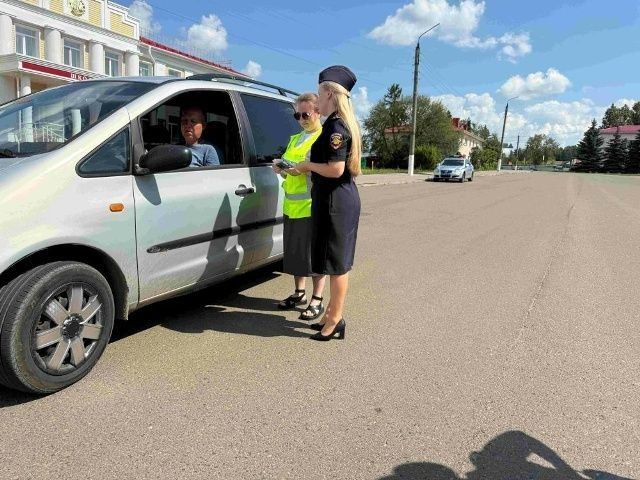В Куженерском районе сотрудники Госавтоинспекции провели профилактическую акцию «Путешествуйте с детьми безопасно» В Куженерском районе сотрудники Госавтоинспекции провели профилактическую акцию «Путешествуйте с детьми безопасно»