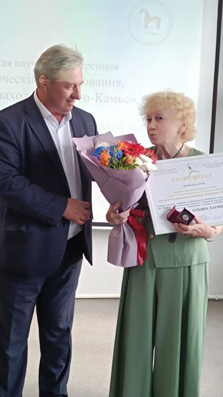 В Звенигове прошла Всероссийская научная конференция «Археологические исследования, новые идеи и находки в Волго-Камье» В Звенигове прошла Всероссийская научная конференция «Археологические исследования, новые идеи и находки в Волго-Камье»