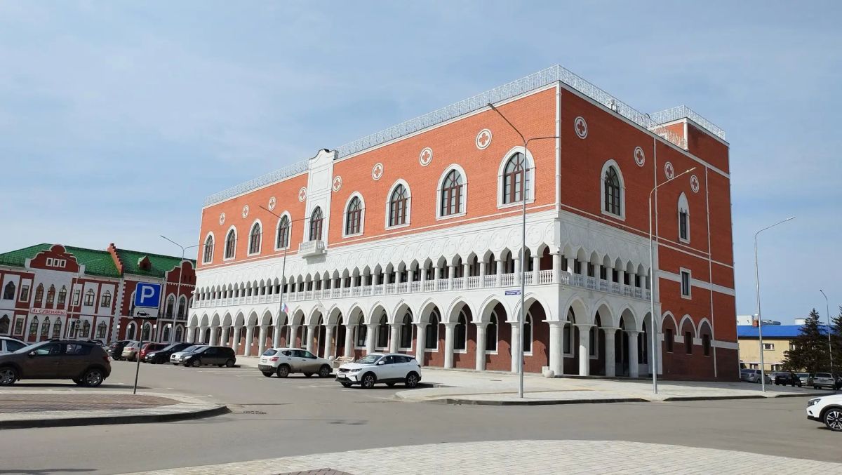 Парковка у Дома дружбы народов будет закрыта на сутки