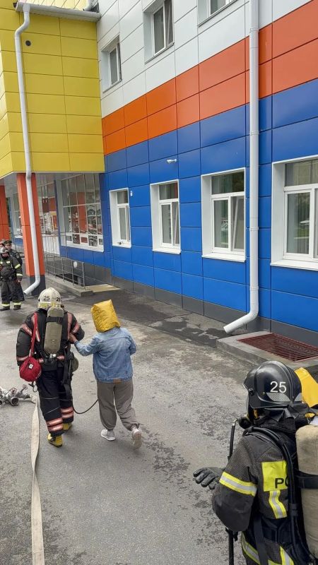 В образовательных учреждениях Марий Эл успешно завершились всероссийские учения по действиям при террористических угрозах В образовательных учреждениях Марий Эл успешно завершились всероссийские учения по действиям при террористических угрозах
