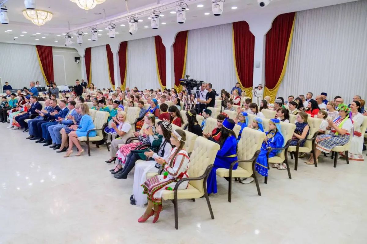В Йошкар-Оле стартовал Межнациональный молодежный патриотический слет В Йошкар-Оле стартовал Межнациональный молодежный патриотический слет