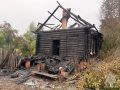 Деревенские жители всеми силами отстаивали загоревшийся дом в Марий Эл