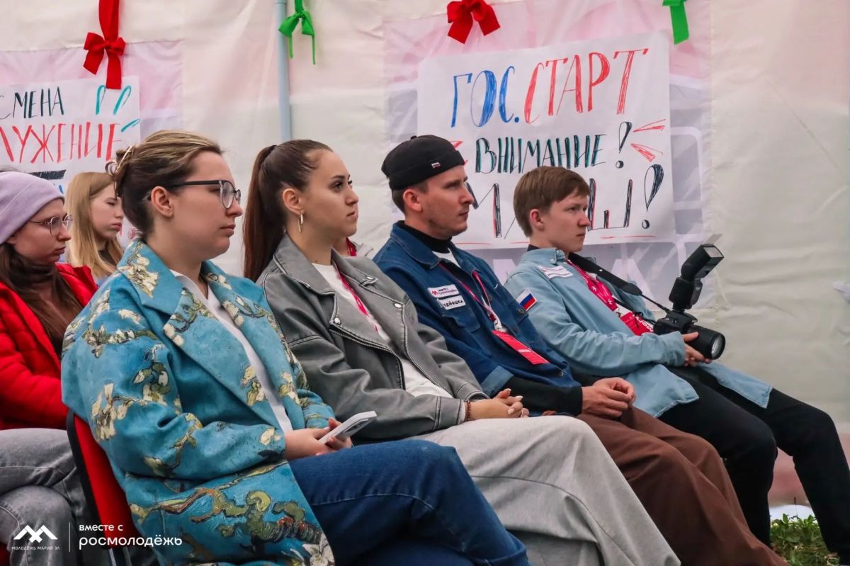 В Республике Марий Эл в центре военно-патриотического воспитания «Авангард» полицейские приняли участие в Республиканском форуме «МОЛОДЙОШКА» В Республике Марий Эл в центре военно-патриотического воспитания «Авангард» полицейские приняли участие в Республиканском форуме «МОЛОДЙОШКА»
