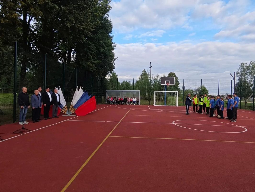 В Горномарийском районе открылась современная спортплощадка! В Горномарийском районе открылась современная спортплощадка!