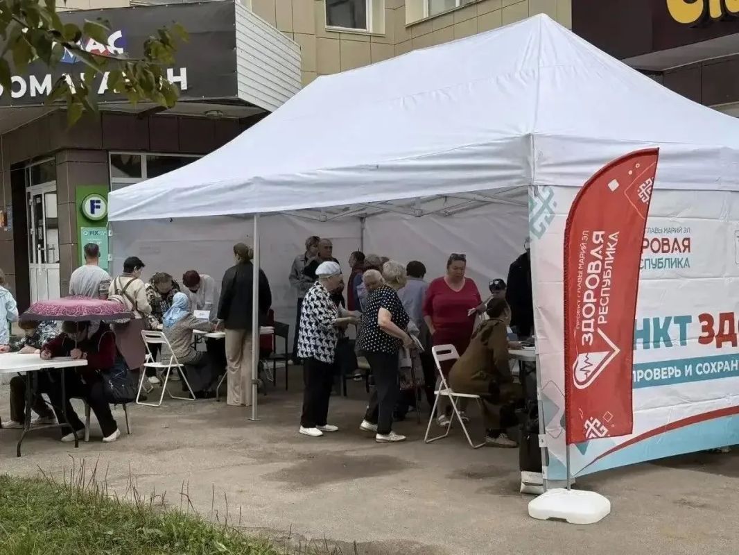 По проекту «Здоровая Республика» 21 и 22 августа в Йошкар-Оле работали передвижные «Пункты здоровья» По проекту «Здоровая Республика» 21 и 22 августа в Йошкар-Оле работали передвижные «Пункты здоровья»