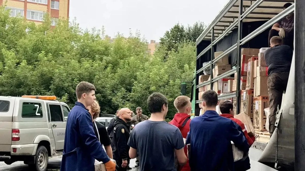 Юрий Зайцев: Стартовала 69-я партия гуманитарной помощи для бойцов и жителей прифронтовых регионов Юрий Зайцев: Стартовала 69-я партия гуманитарной помощи для бойцов и жителей прифронтовых регионов
