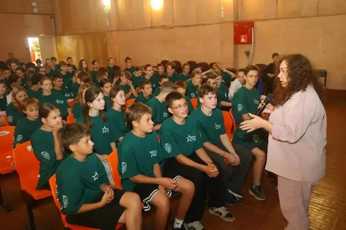 Яна Лантратова: Дорогие друзья!. . Продолжаем нашу рубрику — #МолодыеПравозащитники