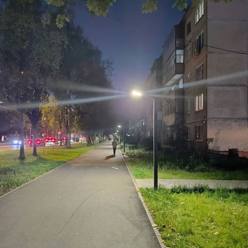 В прошлом году пешеходная зона на улице Строителей (от дома № 3 до улицы Прохорова) вошла в число победителей федерального проекта «Формирование комфортной городской среды» В прошлом году пешеходная зона на улице Строителей (от дома № 3 до улицы Прохорова) вошла в число победителей федерального проекта «Формирование комфортной городской среды»