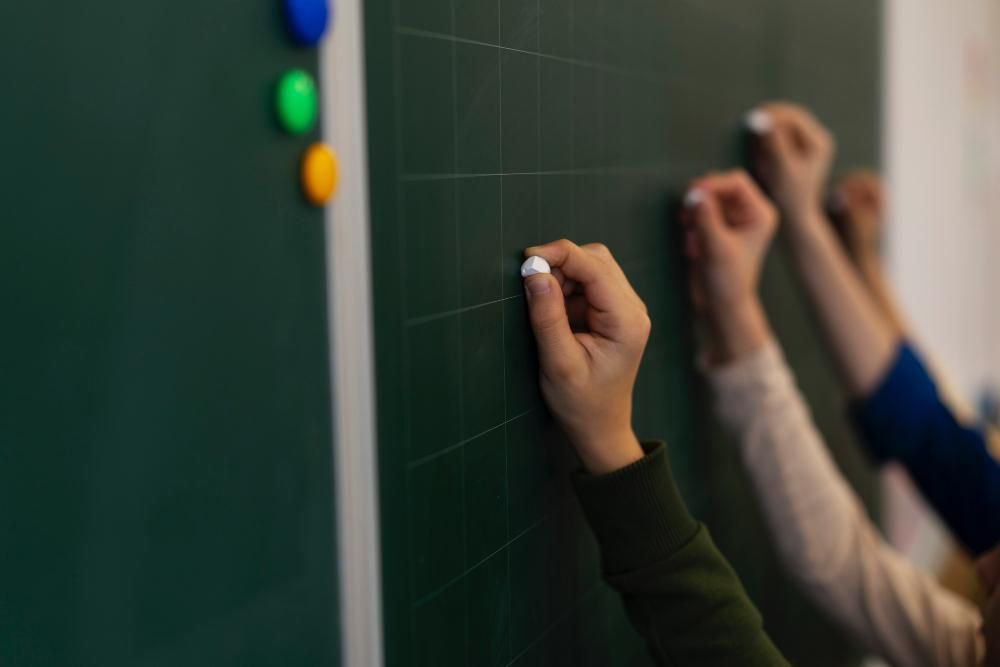 Только 34% жителей Йошкар-Олы считают профессию учителя престижной