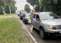 Объявлен дополнительный набор в команду волонтеров, которые помогают водителям, стоящим в очередях на АЗС