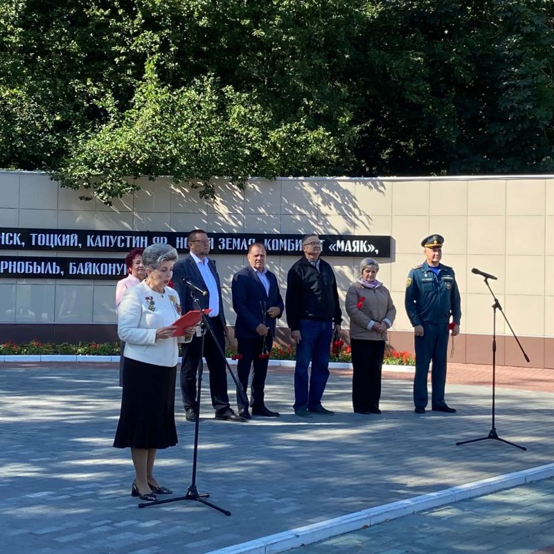 Сегодня, в Международный день действий против ядерных испытаний, в Йошкар-Оле у Мемориала памяти жертв радиационных аварий и катастроф прошел митинг Сегодня, в Международный день действий против ядерных испытаний, в Йошкар-Оле у Мемориала памяти жертв радиационных аварий и катастроф прошел митинг