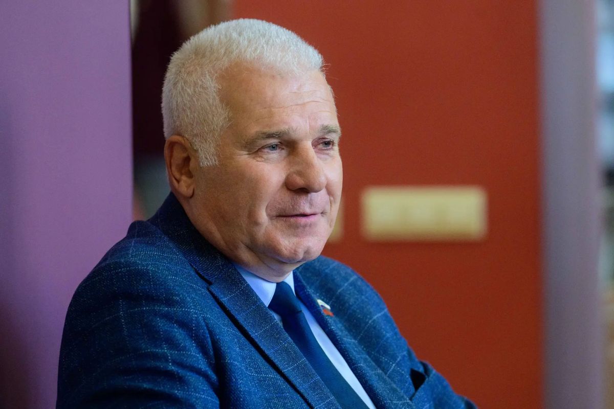 Юрий Зайцев пообщался со студентами марийских вузов и молодыми учеными Юрий Зайцев пообщался со студентами марийских вузов и молодыми учеными