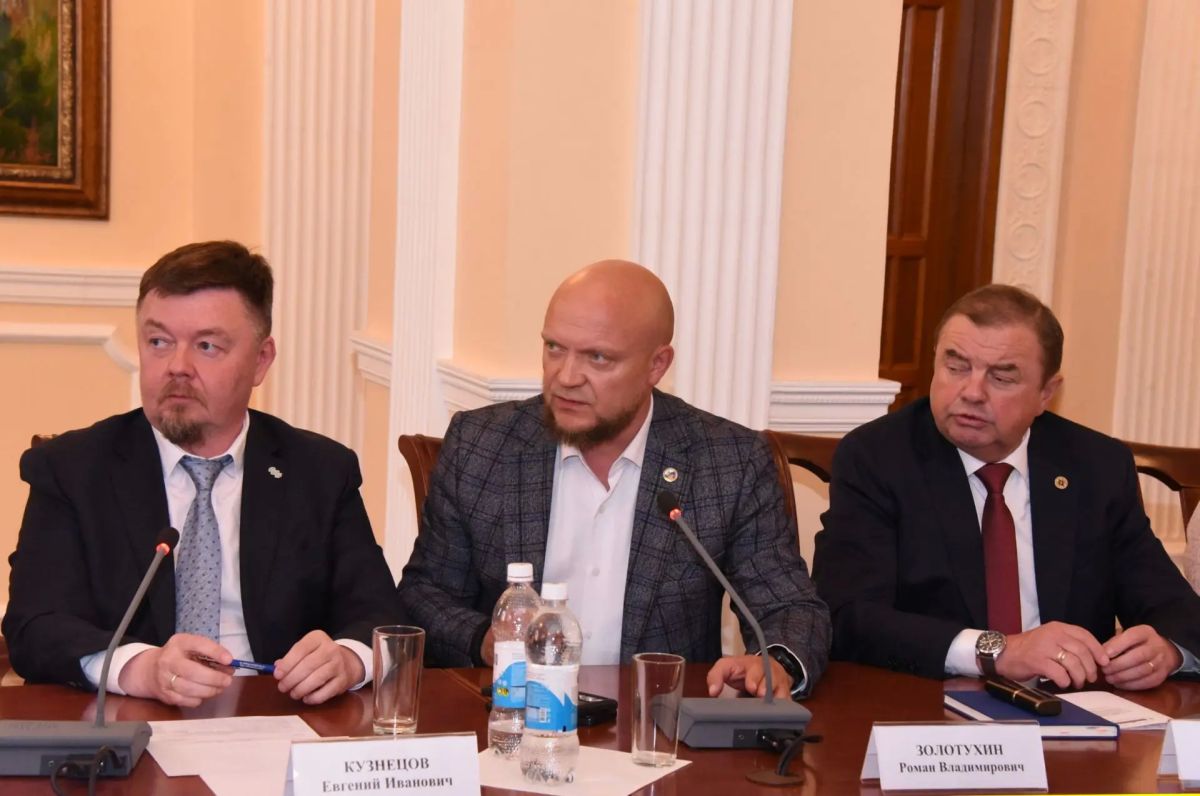 В Марий Эл обсудили возможность полного запрета продажи электронных сигарет В Марий Эл обсудили возможность полного запрета продажи электронных сигарет