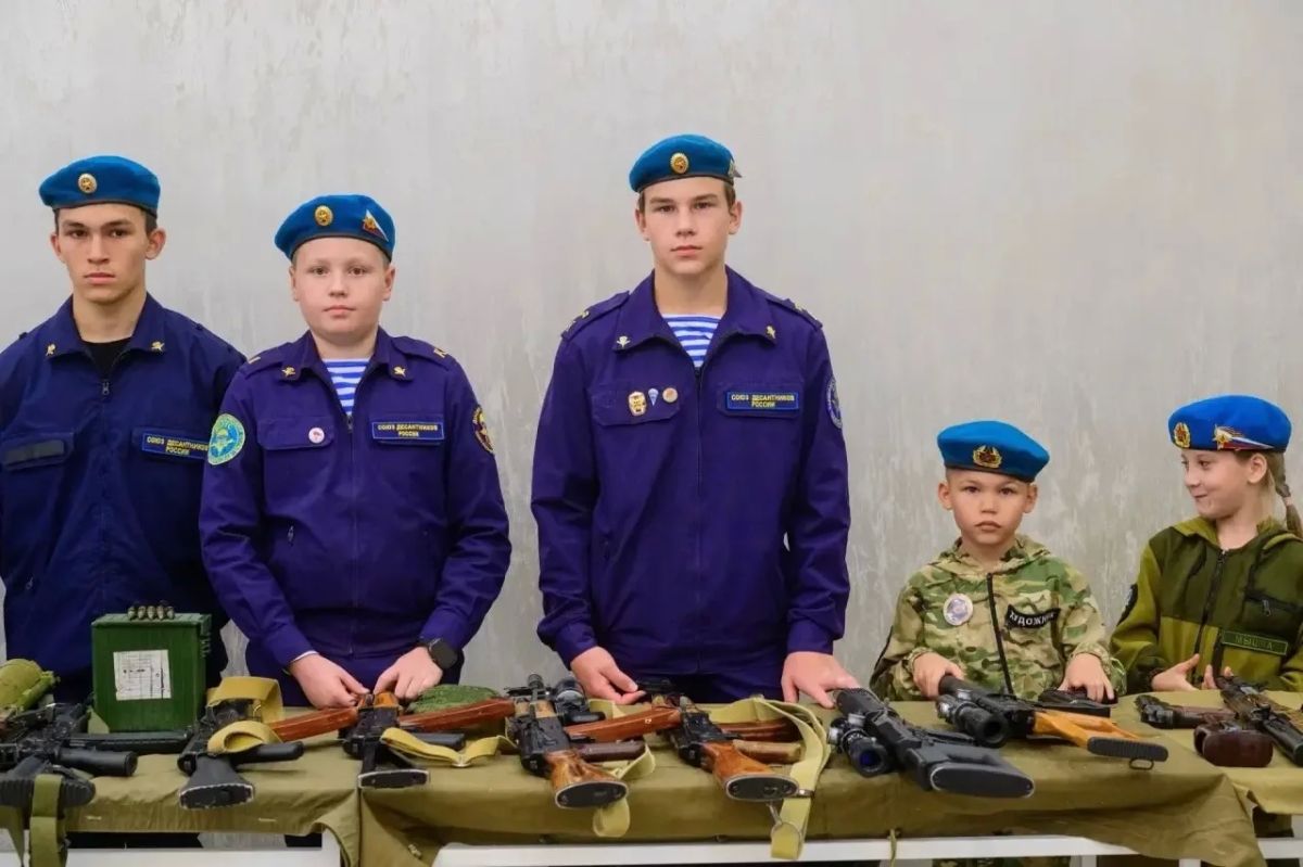 Вчера, в День 81-й годовщины Победы над милитаристской Японией и окончания Второй мировой войны, министр образования и науки Республики Марий Эл Лариса Ревуцкая посетила торжественное мероприятие, которое прошло под... Вчера, в День 81-й годовщины Победы над милитаристской Японией и окончания Второй мировой войны, министр образования и науки Республики Марий Эл Лариса Ревуцкая посетила торжественное мероприятие, которое прошло под...