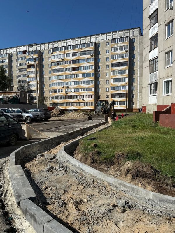 Антон Трудинов: Расскажу, как решается задача по благоустройству в районе строящегося корпуса гимназии «Синяя птица» Антон Трудинов: Расскажу, как решается задача по благоустройству в районе строящегося корпуса гимназии «Синяя птица»