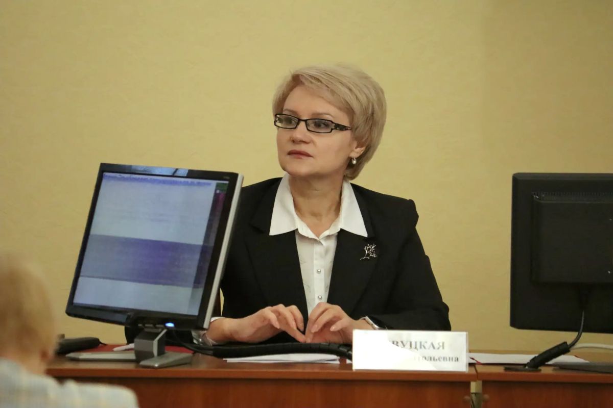 Заместитель Председателя Правительства Республики Марий Эл - министр культуры, печати и по делам национальностей Республики Марий Эл Константин Иванов и министр образования и науки региона Лариса Ревуцкая провели рабочее... Заместитель Председателя Правительства Республики Марий Эл - министр культуры, печати и по делам национальностей Республики Марий Эл Константин Иванов и министр образования и науки региона Лариса Ревуцкая провели рабочее...