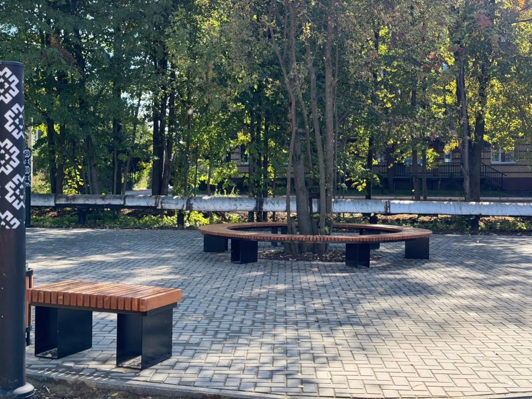 Завершен третий этап преображения сквера Семёновка Завершен третий этап преображения сквера Семёновка