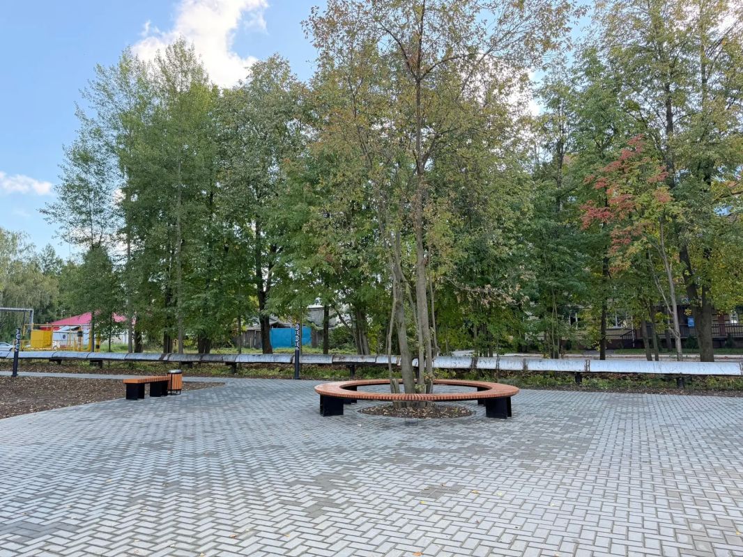 Завершен третий этап преображения сквера Семёновка Завершен третий этап преображения сквера Семёновка