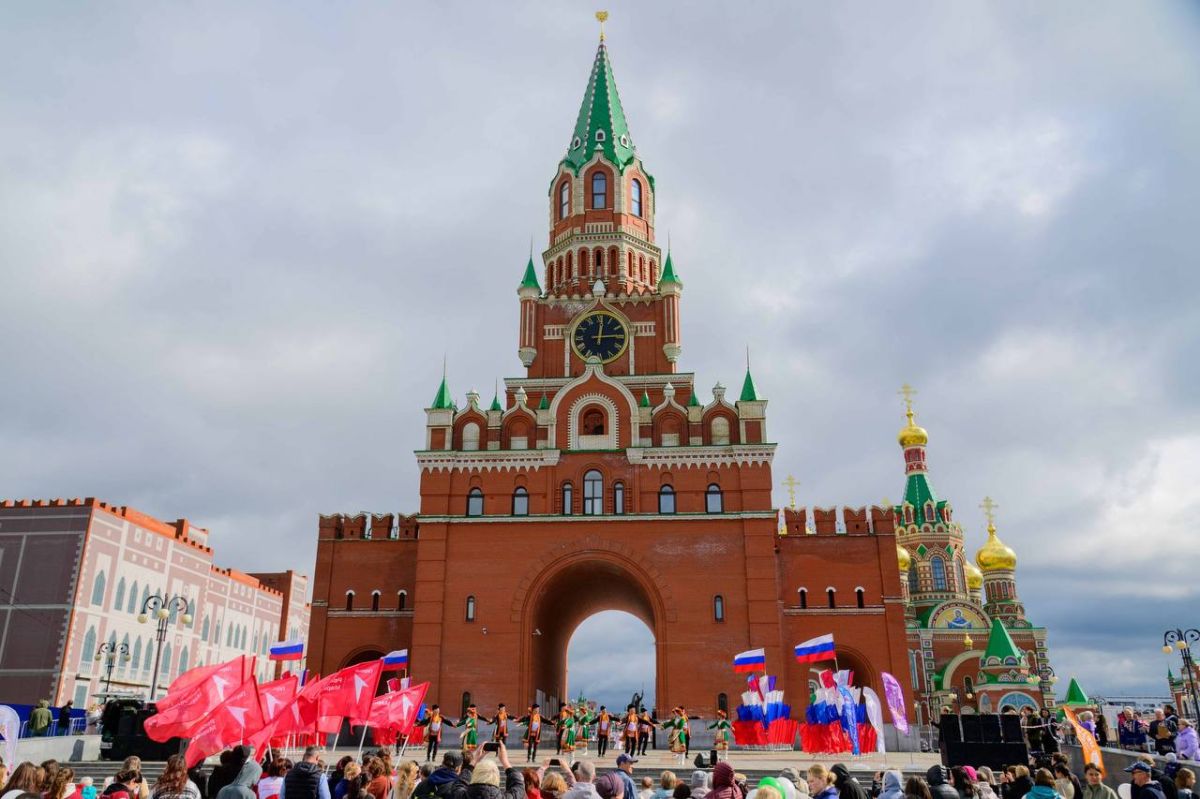 Юбилейный сезон фестиваля «Марийское лето» стал рекордным – более 312 тысяч гостей Юбилейный сезон фестиваля «Марийское лето» стал рекордным – более 312 тысяч гостей