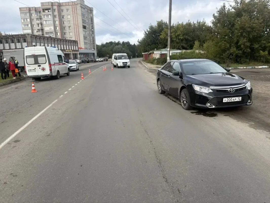 Устанавливаются обстоятельства ДТП в г.Волжске Устанавливаются обстоятельства ДТП в г.Волжске
