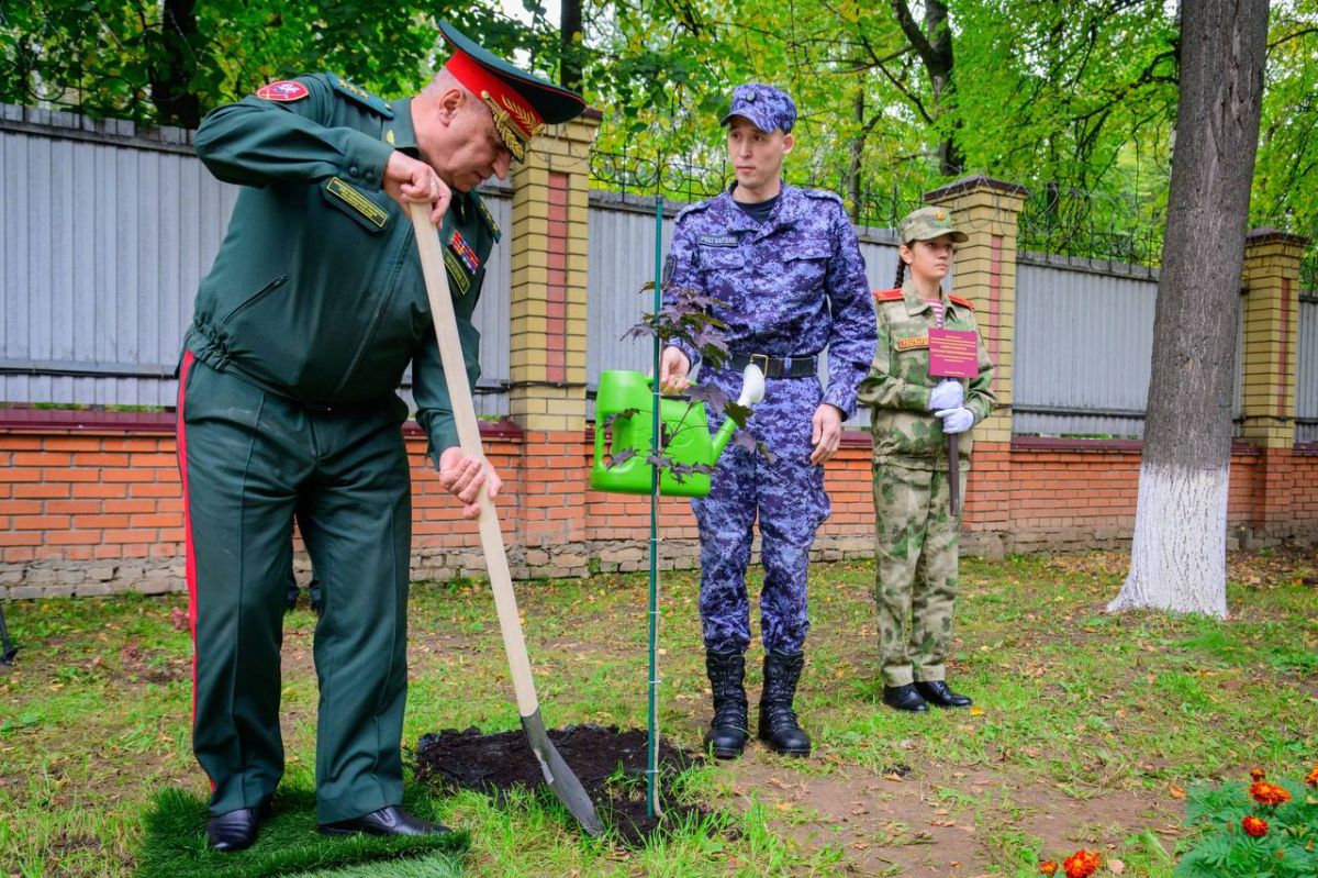Обеспечение общественной безопасности на выборах обсудили Глава Марий Эл и командующий Приволжским ордена Жукова округом войск национальной гвардии РФ Обеспечение общественной безопасности на выборах обсудили Глава Марий Эл и командующий Приволжским ордена Жукова округом войск национальной гвардии РФ