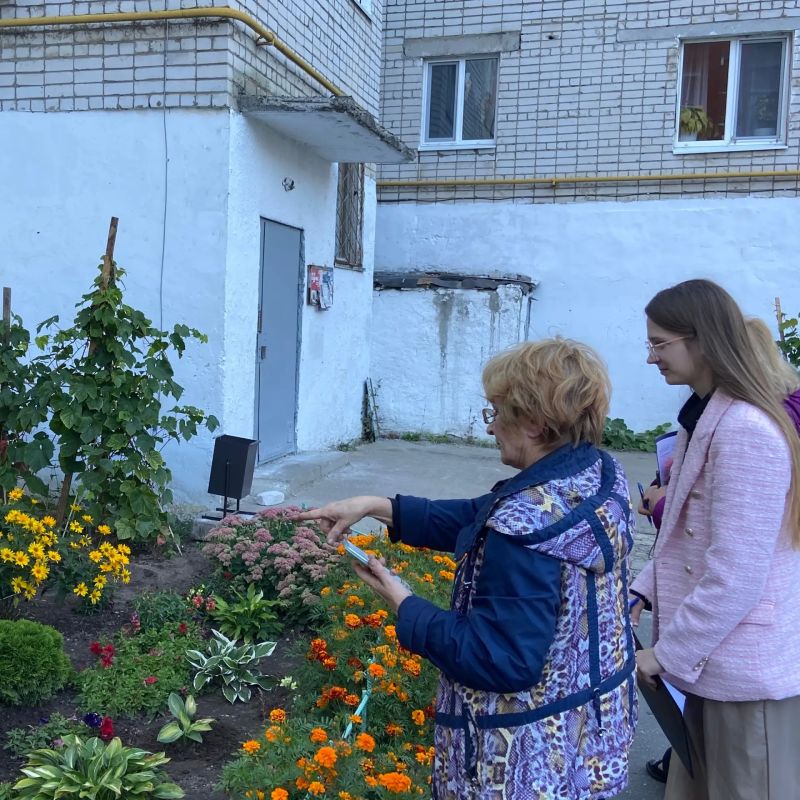В Йошкар-Оле оценили работы городского конкурса цветников В Йошкар-Оле оценили работы городского конкурса цветников