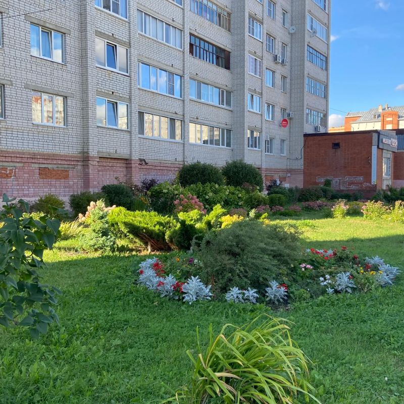 В Йошкар-Оле оценили работы городского конкурса цветников В Йошкар-Оле оценили работы городского конкурса цветников