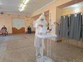 В Сернурском районе на избирательном участке заметили необычного избирателя — марийского Деда Мороза