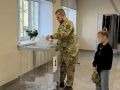 В Йошкар-Оле ветеран СВО пришел на избирательный участок вместе с дочерью