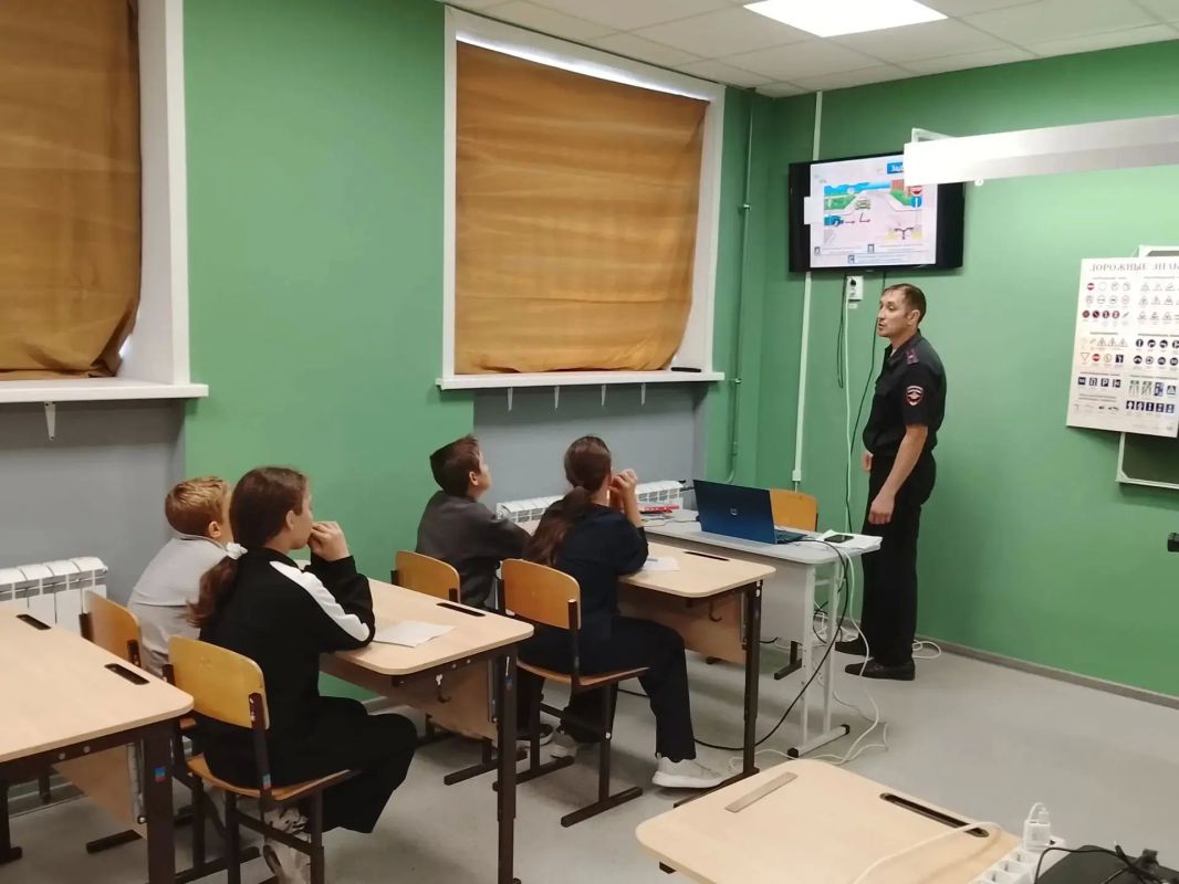 В Горномарийском районе юные инспекторы движения активно готовятся к участию во Всероссийском конкурсе «Безопасное колесо» В Горномарийском районе юные инспекторы движения активно готовятся к участию во Всероссийском конкурсе «Безопасное колесо»