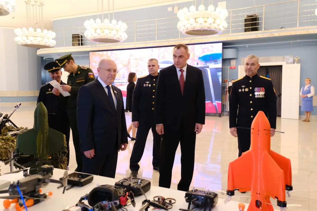 Юрий Зайцев: Поздравил сотрудников, военнослужащих и ветеранов Управления Росгвардии по Республике Марий Эл с 10-летием со дня образования Юрий Зайцев: Поздравил сотрудников, военнослужащих и ветеранов Управления Росгвардии по Республике Марий Эл с 10-летием со дня образования