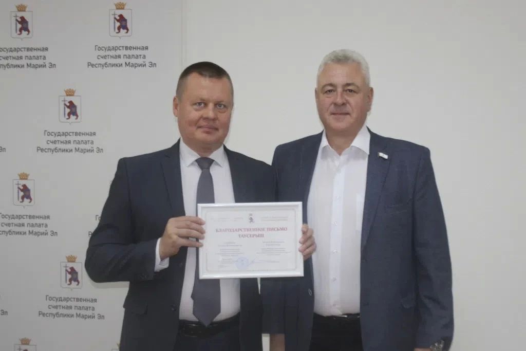 Депутатская неделя: помощь школе, решение вопросов доступной среды, благодарность воспитателям и сотрудникам контрольно-счетного органа Депутатская неделя: помощь школе, решение вопросов доступной среды, благодарность воспитателям и сотрудникам контрольно-счетного органа