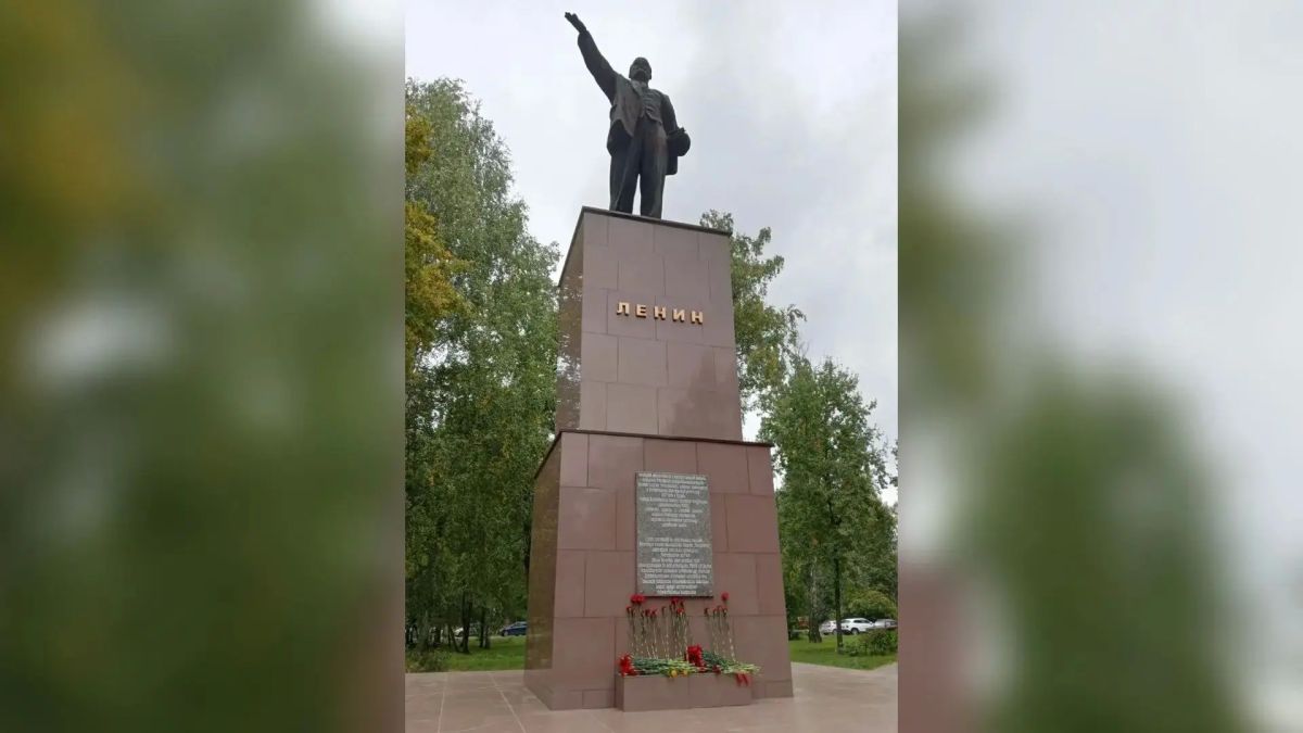 Депутаты Государственного Собрания держат на контроле исполнение наказов избирателей Депутаты Государственного Собрания держат на контроле исполнение наказов избирателей