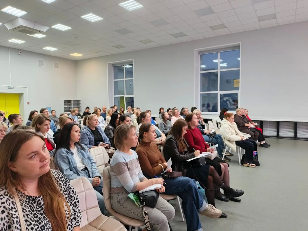 Университет для родителей: лекция «Как стать авторитетом для подростка» Университет для родителей: лекция «Как стать авторитетом для подростка»