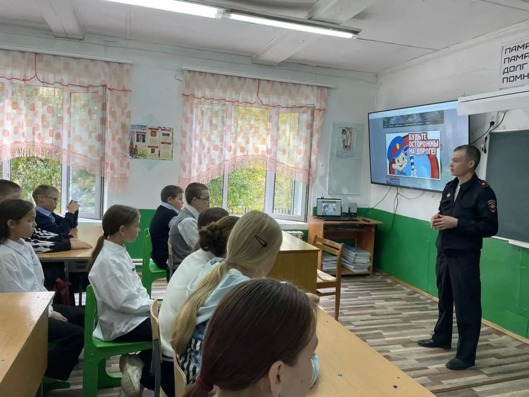 В Моркинском районе прошла серия профилактических занятий с юными участниками дорожного движения В Моркинском районе прошла серия профилактических занятий с юными участниками дорожного движения