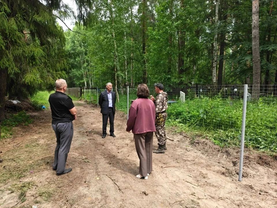 Депутаты Государственного Собрания держат на контроле исполнение наказов избирателей Депутаты Государственного Собрания держат на контроле исполнение наказов избирателей
