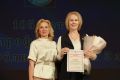 Первый зампредседателя Правительства – руководитель администрации Главы Марий Эл Лидия Батюкова по поручению Юрия Зайцева поздравила активистов и ветеранов движения со 105-летием профсоюзов региона