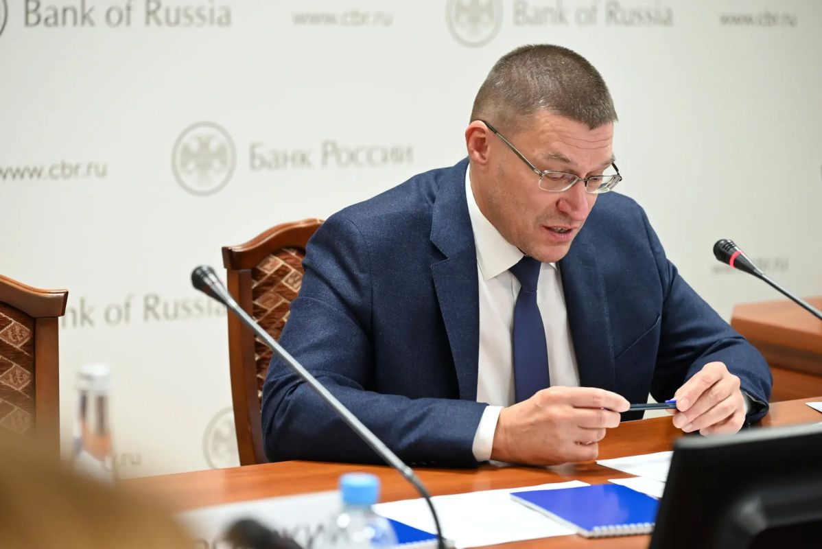 В Марий Эл прошла коммуникационная сессия Банка России и представителей бизнеса региона В Марий Эл прошла коммуникационная сессия Банка России и представителей бизнеса региона