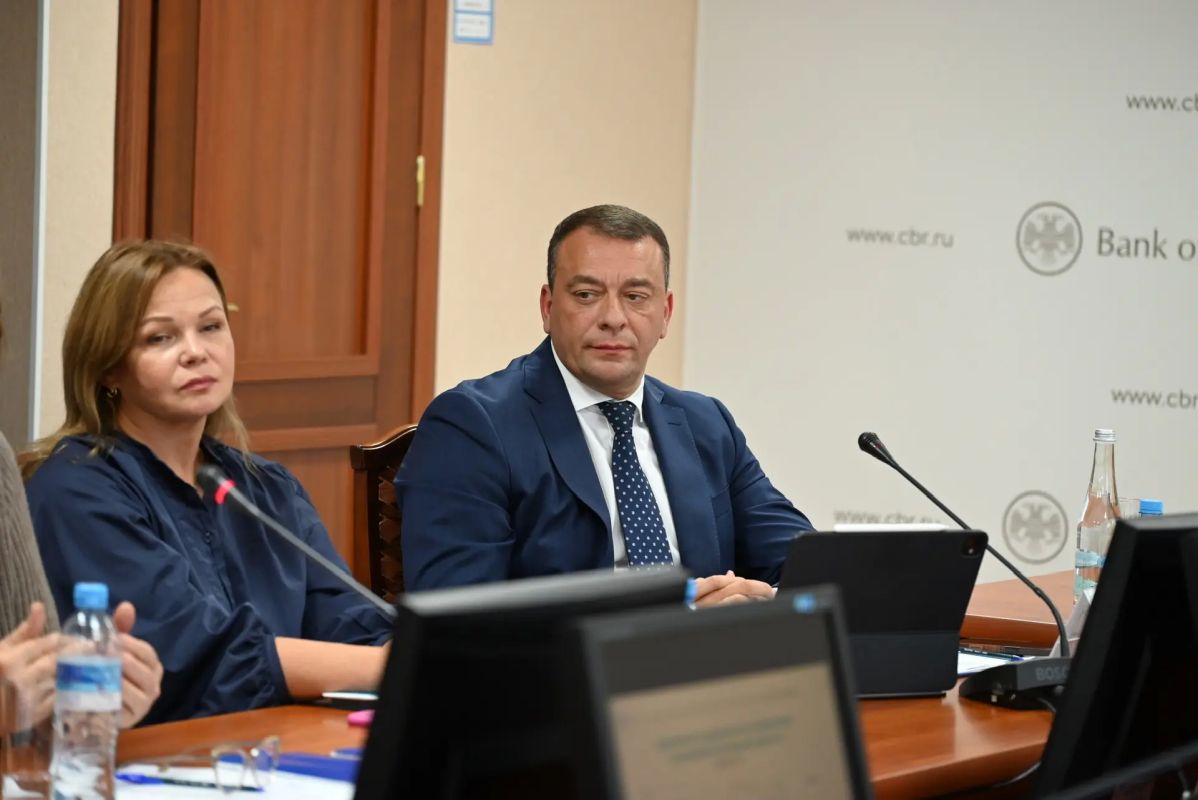 В Марий Эл прошла коммуникационная сессия Банка России и представителей бизнеса региона В Марий Эл прошла коммуникационная сессия Банка России и представителей бизнеса региона