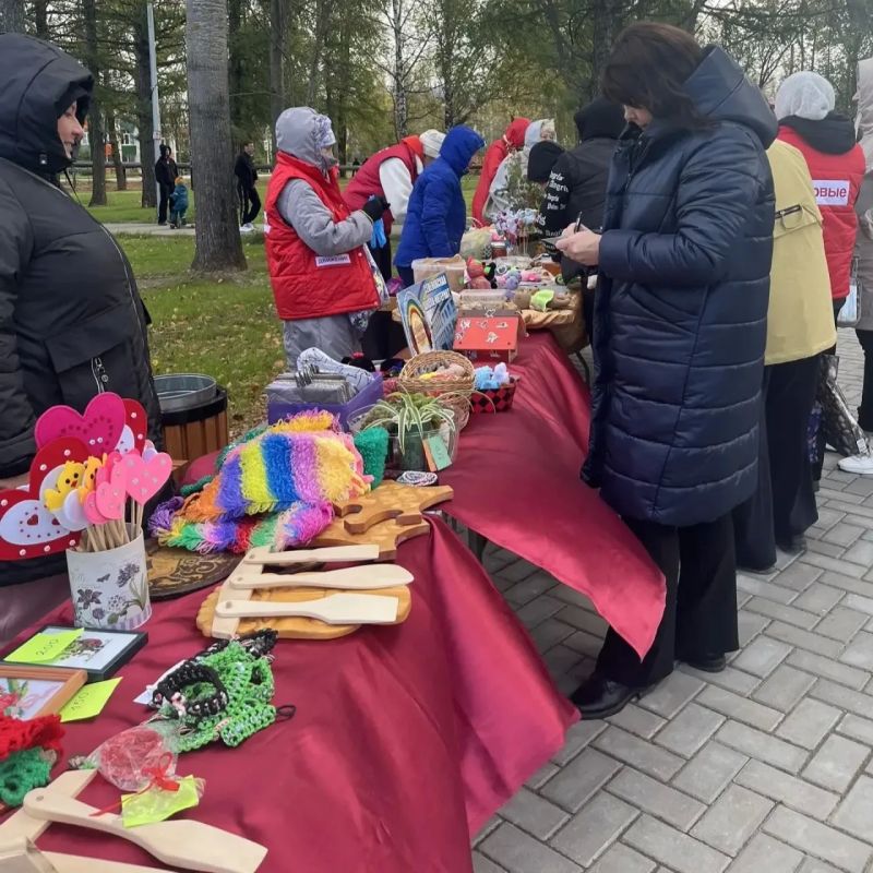 В Семеновке открылся сквер, обновленный благодаря участию в федеральном проекте «Формирование комфортной городской среды» национального проекта «Инфраструктура для жизни» В Семеновке открылся сквер, обновленный благодаря участию в федеральном проекте «Формирование комфортной городской среды» национального проекта «Инфраструктура для жизни»