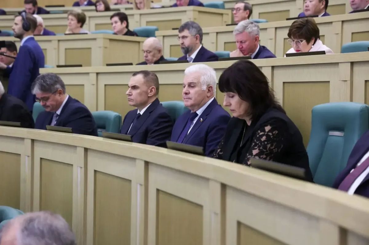 Глава Марий Эл Юрий Зайцев принял участие в парламентских слушаниях на тему «О параметрах проекта федерального бюджета на 2027 год и на плановый период 2028 и 2029 годов» Глава Марий Эл Юрий Зайцев принял участие в парламентских слушаниях на тему «О параметрах проекта федерального бюджета на 2027 год и на плановый период 2028 и 2029 годов»