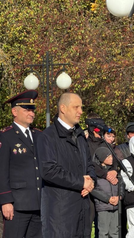 В Республике Марий Эл прошла торжественная церемония посвящения в курсанты учащихся Столичного бизнес-колледжа В Республике Марий Эл прошла торжественная церемония посвящения в курсанты учащихся Столичного бизнес-колледжа