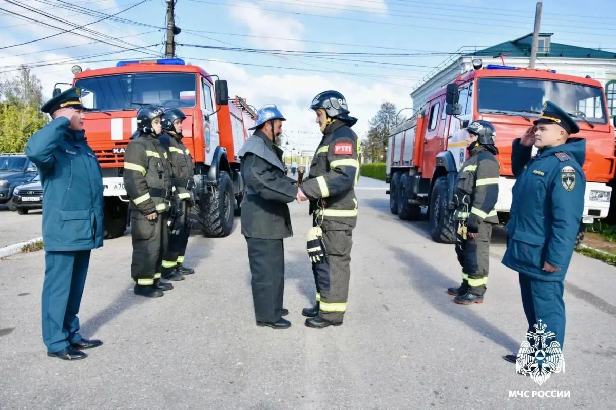 Эстафета передачи пожарного ствола была передана коллегам из Республики Чувашия Эстафета передачи пожарного ствола была передана коллегам из Республики Чувашия