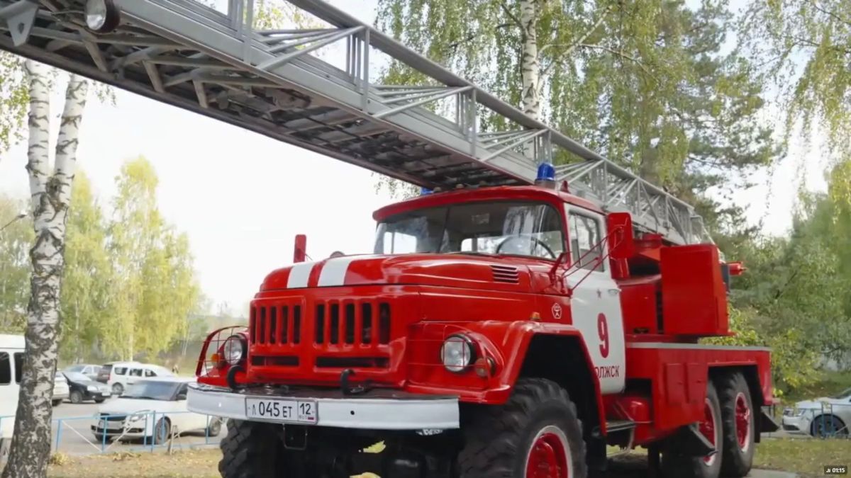 Пожарно-спасательную часть в Волжске украсил легендарный ЗИЛ-130