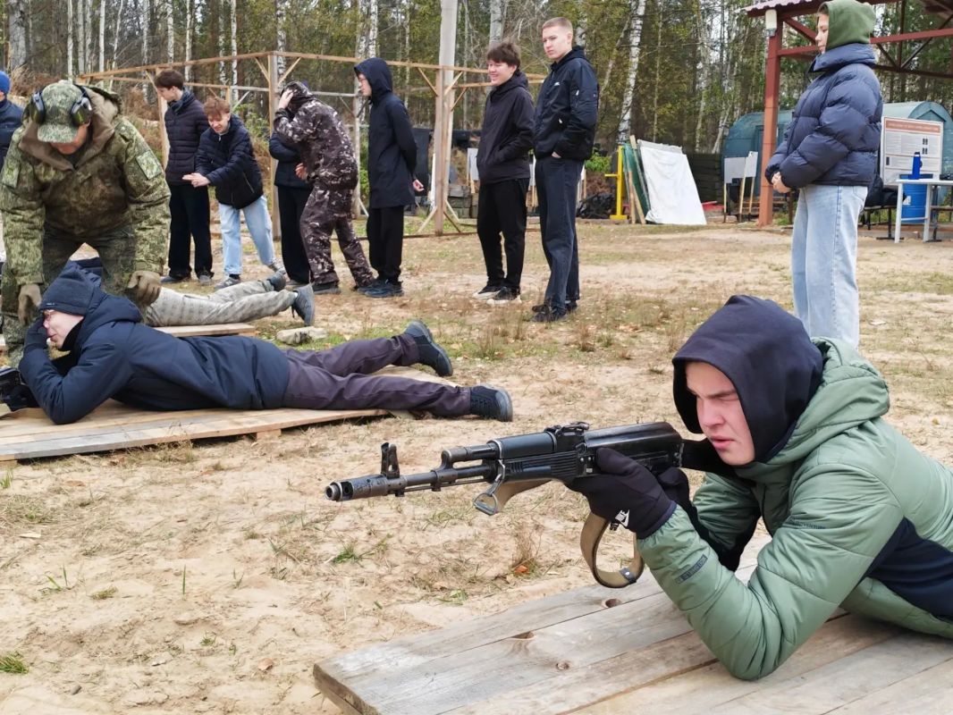 В Йошкар-Оле 88 кадет прошли практическое занятие по профильной подготовке В Йошкар-Оле 88 кадет прошли практическое занятие по профильной подготовке