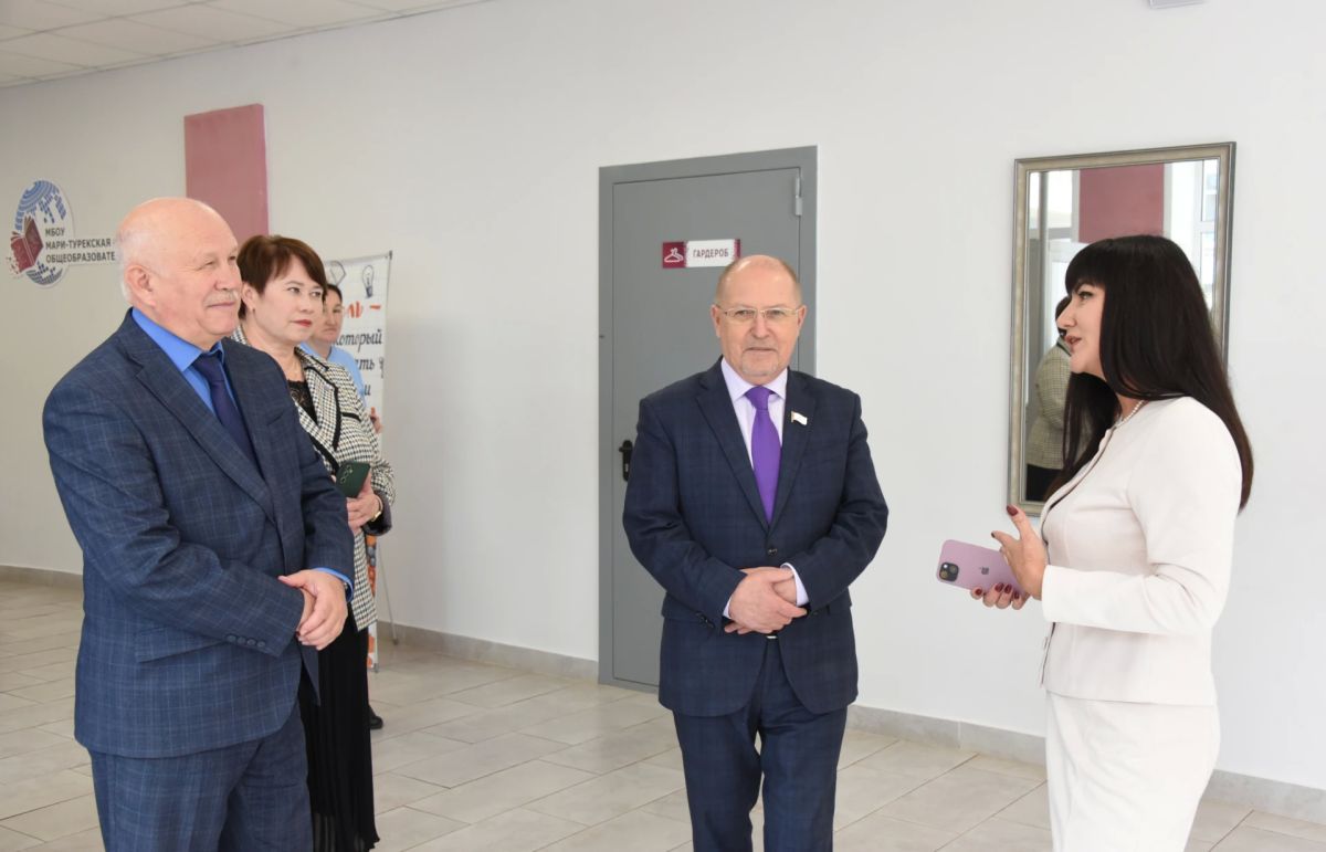 Председатель Государственного Собрания Марий Эл Михаил Васютин оценил социальные и культурные объекты Мари-Турекского района