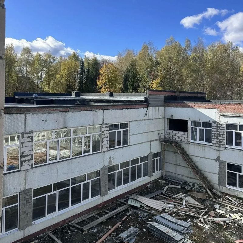 Антон Трудинов: В Йошкар-Оле обновляется школа №27 Антон Трудинов: В Йошкар-Оле обновляется школа №27