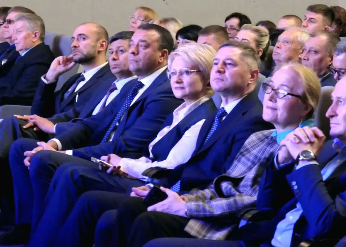 Сегодня на форуме СПО — о главном Сегодня на форуме СПО — о главном
